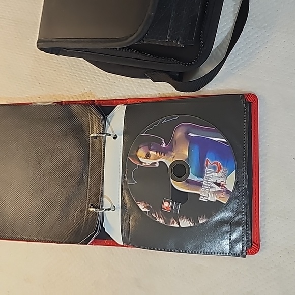 33 CD 💿  STORY - Picture 4 of 11